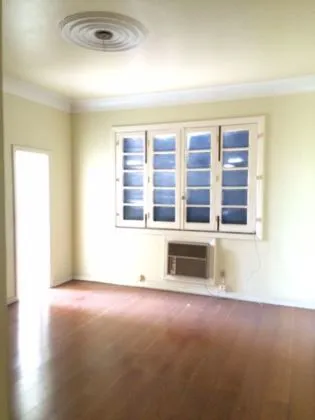 Casa para venda em Centro