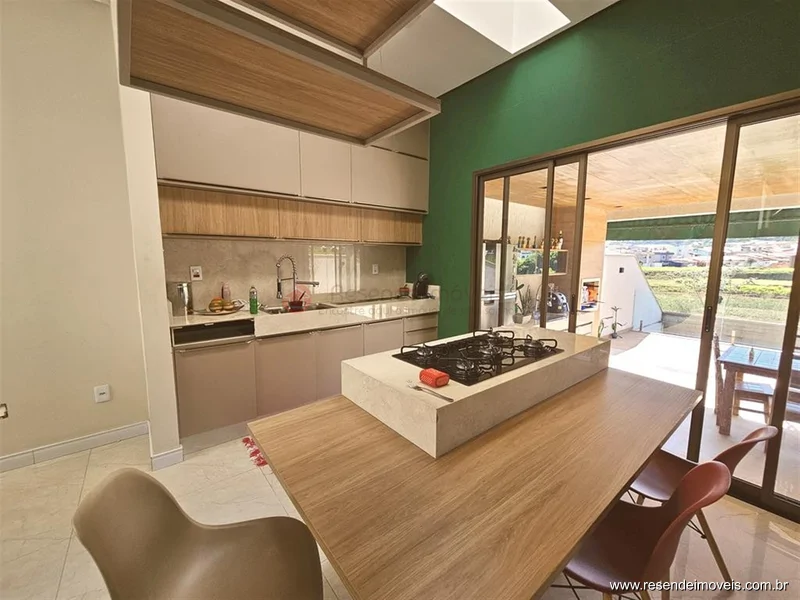 Foto 10 de 31 - Casa em condomínio para venda em Parque Ipiranga