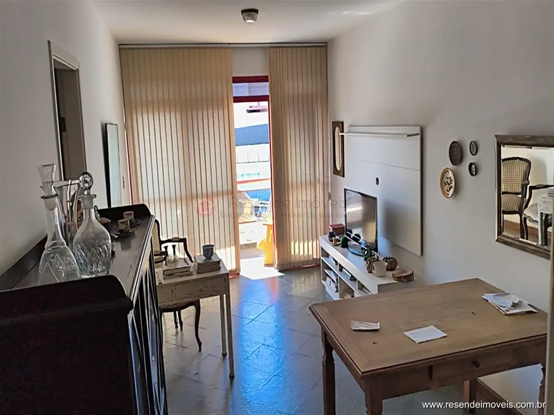 Foto 14 de 15 - Apartamento para venda e aluguel em Centro