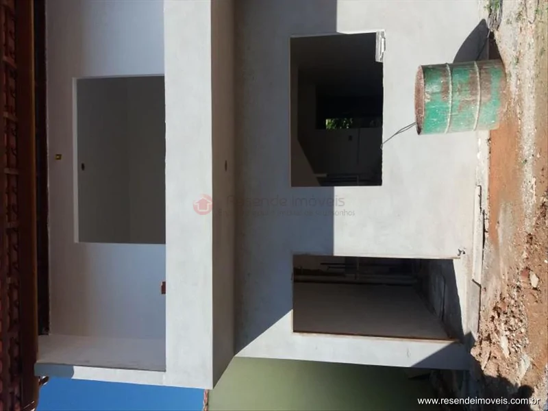 Foto 2 de 3 - Casa para venda em Morada da Montanha