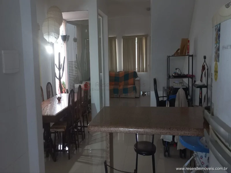 Foto 6 de 13 - Casa para aluguel em Vila Adelaide