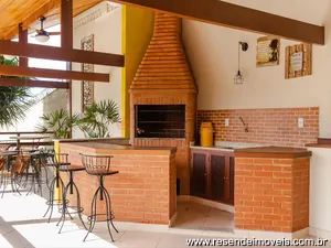 Casa para venda e aluguel em Jardim Brasília