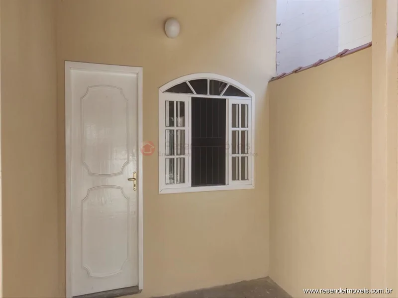 Foto 2 de 2 - Casa para aluguel em Parque Ipiranga