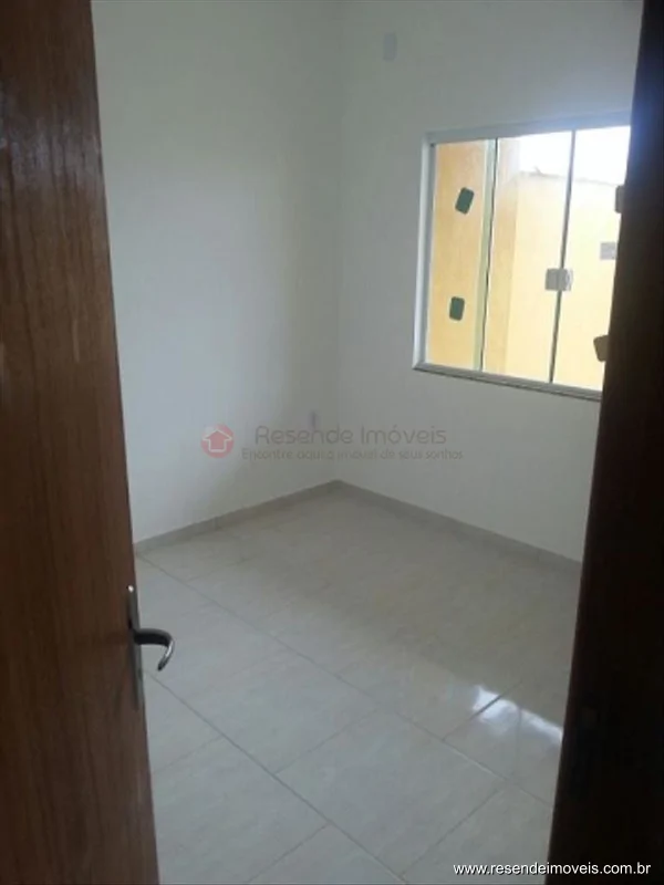 Foto 2 de 6 - Casa para venda em Jardim D'Oeste