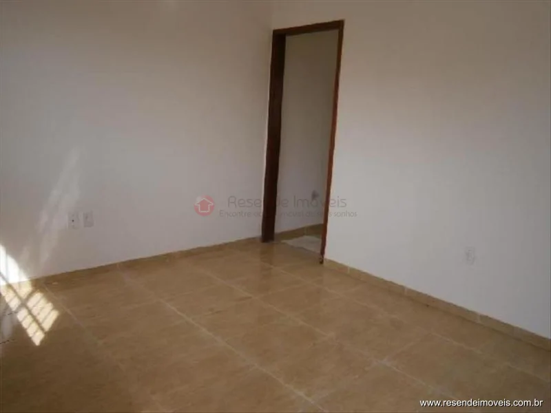 Foto 9 de 24 - Casa para venda em Casa da Lua