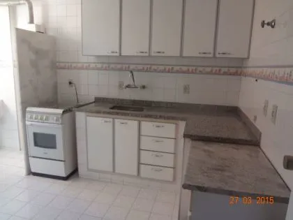 Apartamento para aluguel em Comercial