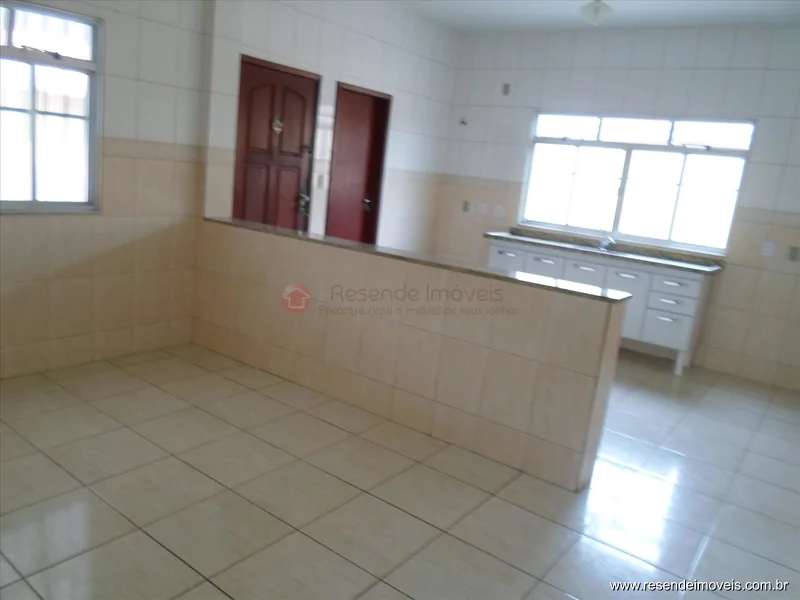 Foto 12 de 21 - Casa para aluguel em Montese