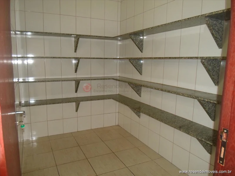 Foto 4 de 21 - Casa para aluguel em Montese