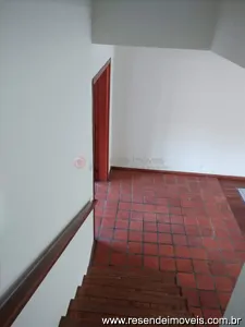 Casa para venda e aluguel em Vila Adelaide