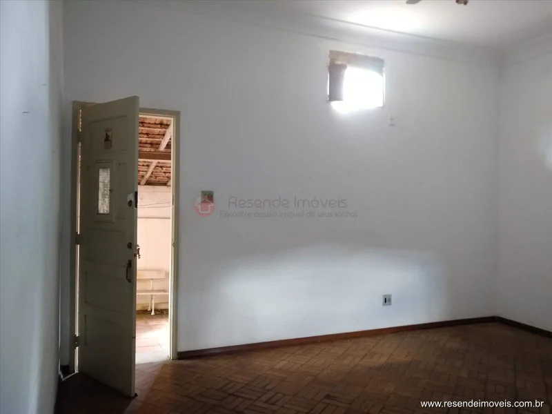 Foto 9 de 43 - Casa para venda em Centro