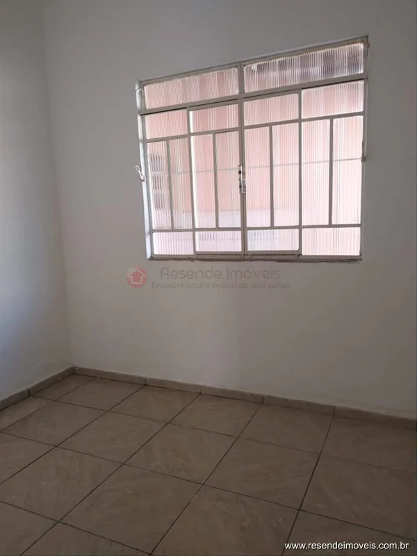 Foto 1 de 15 - Casa para aluguel em Itapuca