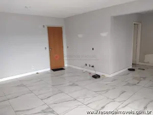 Apartamento para aluguel em Comercial