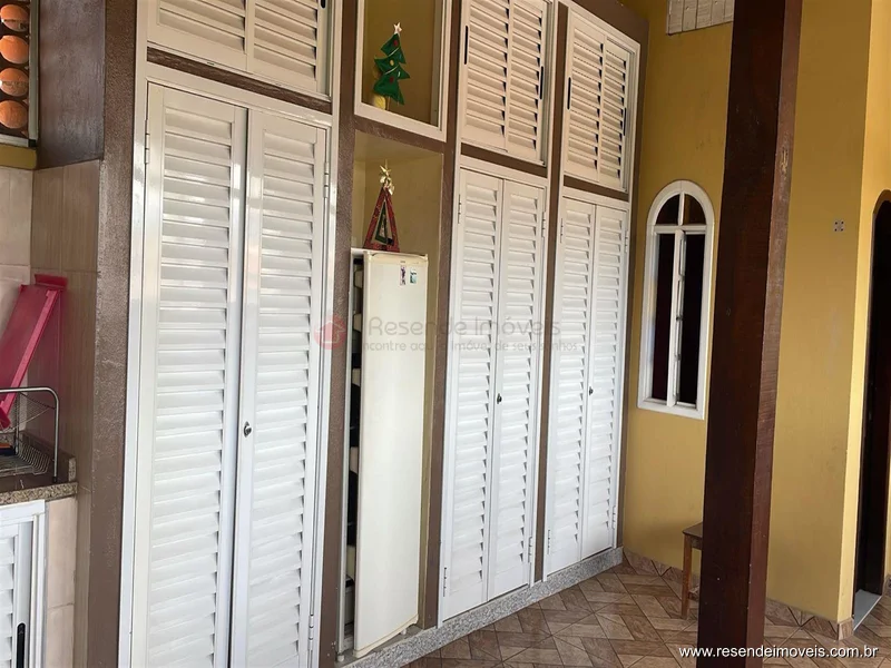 Foto 22 de 35 - Casa para venda em Vila Santa Cecília