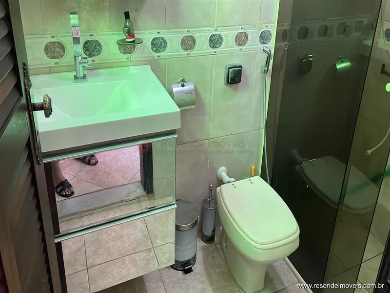 Foto 33 de 35 - Casa para venda em Vila Santa Cecília