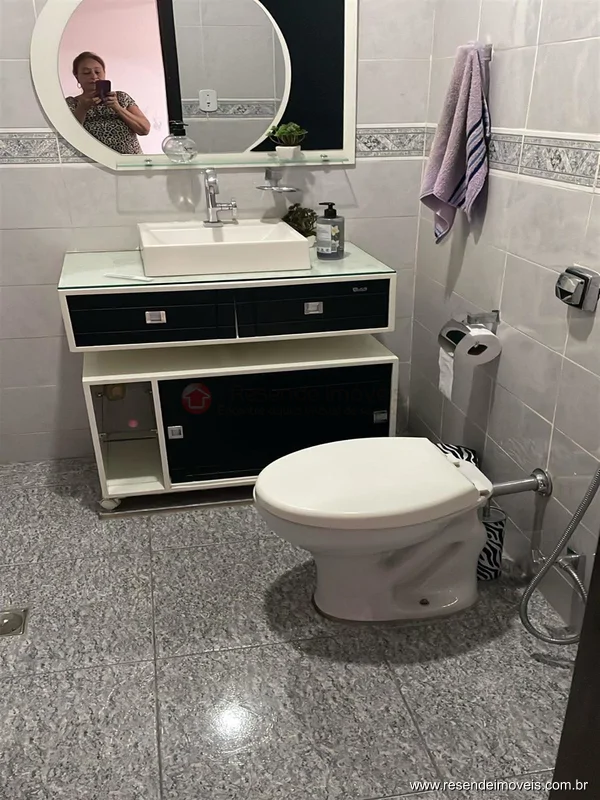 Foto 32 de 35 - Casa para venda em Vila Santa Cecília