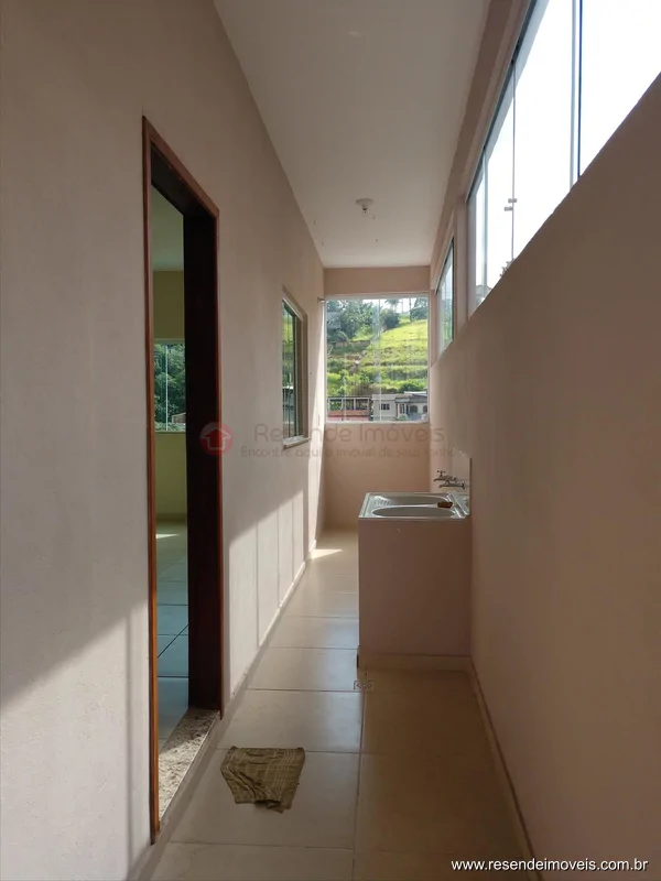 Foto 3 de 13 - Casa para aluguel em Lava-pés