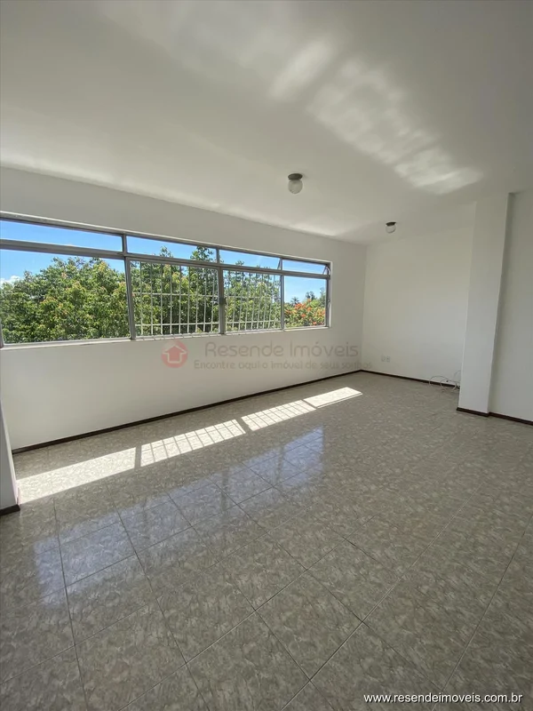 Foto 2 de 12 - Apartamento para aluguel em Jardim Tropical