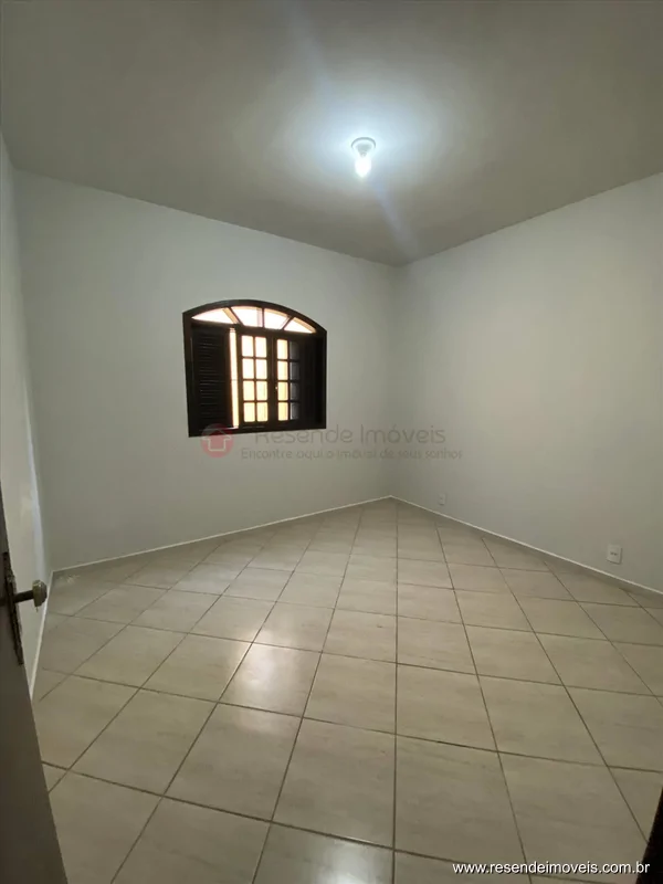 Foto 9 de 17 - Casa para venda e aluguel em Boa Vista II