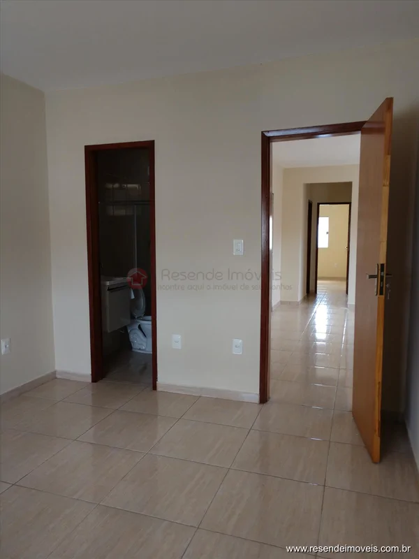 Foto 5 de 10 - Casa para aluguel em Monet