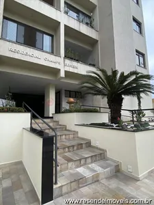 Apartamento para aluguel em Comercial