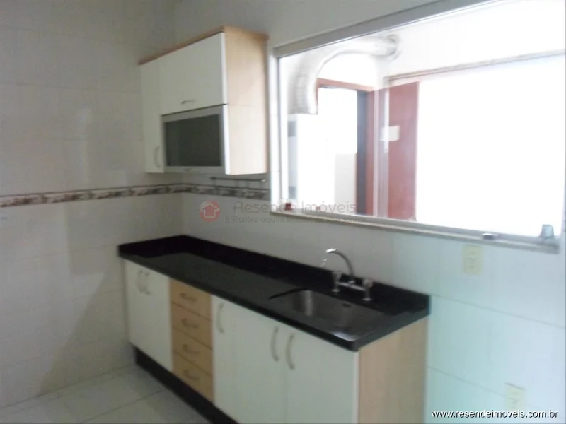 Foto 1 de 15 - Apartamento para aluguel em Morada do Castelo