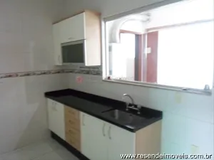 Apartamento para aluguel em Morada do Castelo