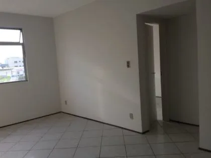 Apartamento para aluguel em Comercial