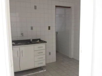 Apartamento para aluguel em Comercial