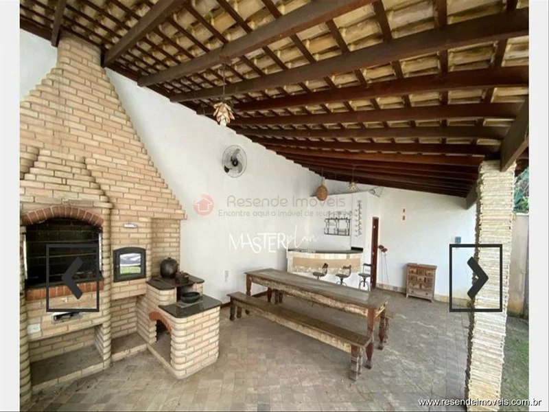 Foto 1 de 26 - Casa para venda em Casa da Lua