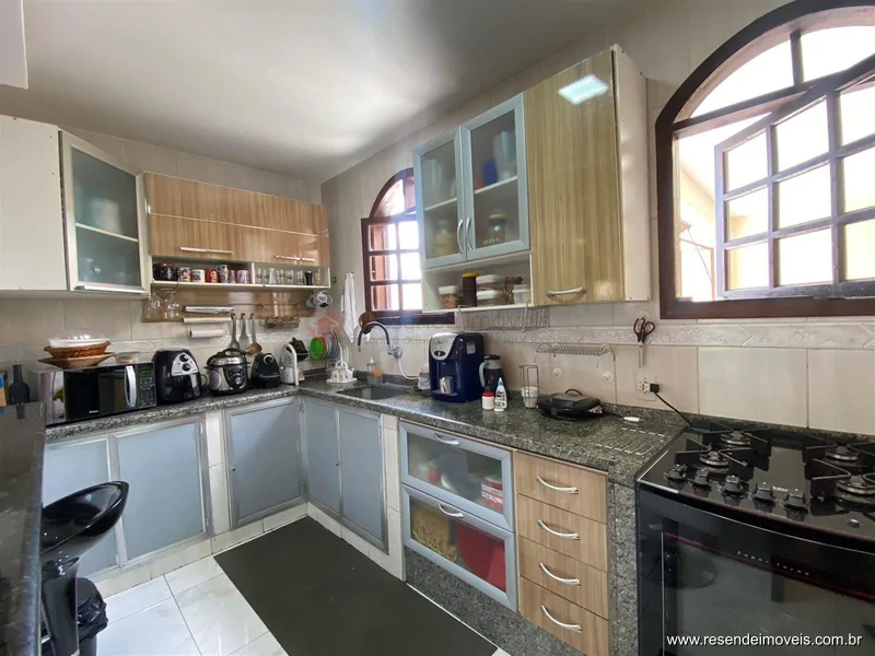 Foto 16 de 45 - Casa para venda em Fazenda da Barra