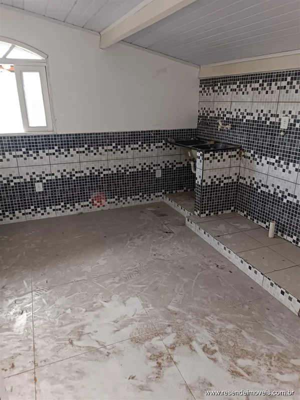 Foto 12 de 14 - Salão para venda em Morada do Contorno