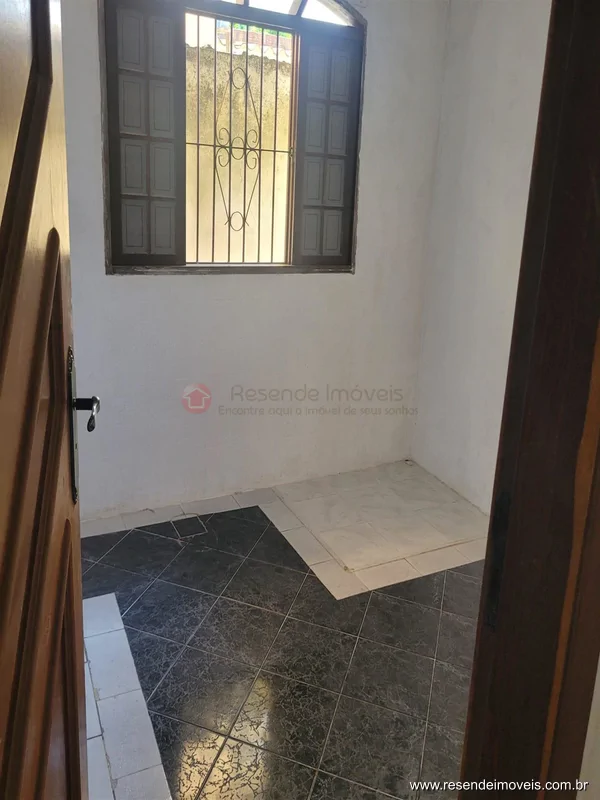 Foto 2 de 16 - Casa para venda em São Caetano