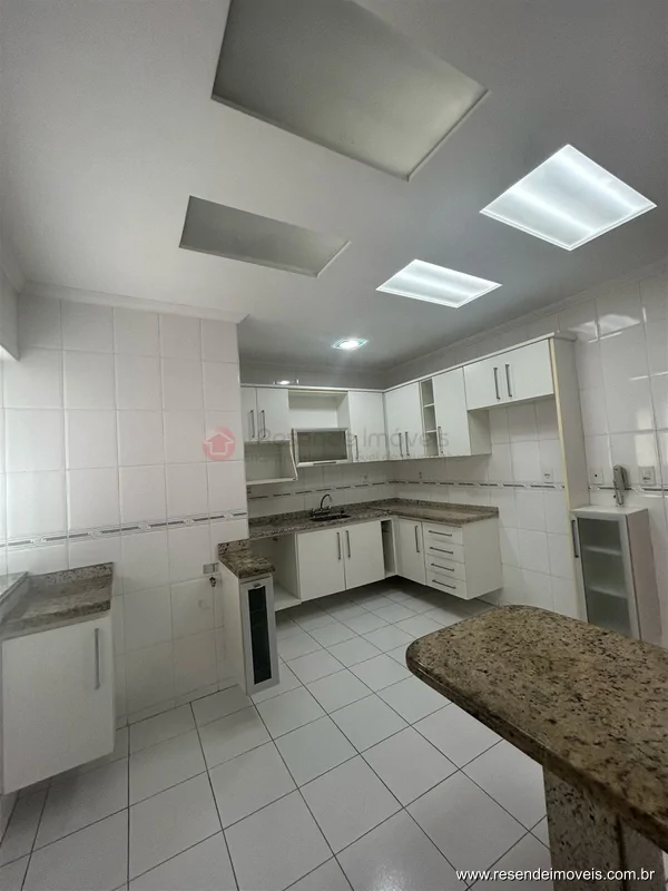 Foto 4 de 9 - Apartamento para venda e aluguel em Morada do Castelo