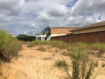 Terreno para venda em Morada da Colina