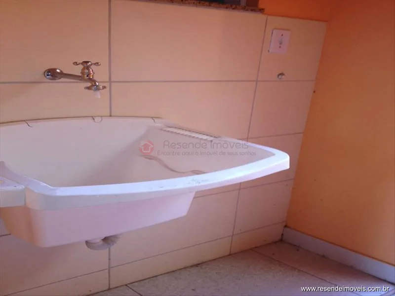 Foto 6 de 16 - Casa para venda em Jardim Aliança II