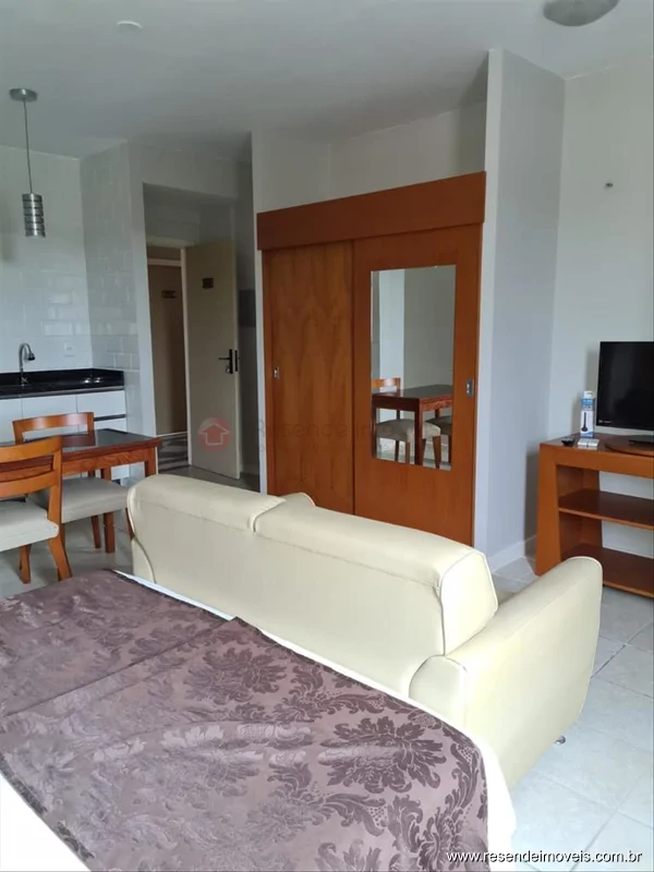 Foto 1 de 12 - Flat para venda em Montese