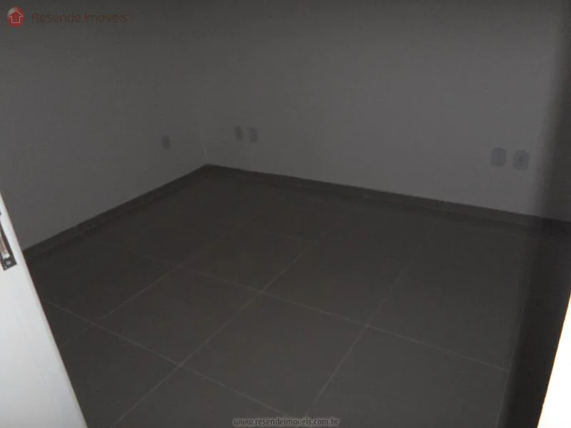 Foto 2 de 16 - Casa para venda em Morada da Montanha