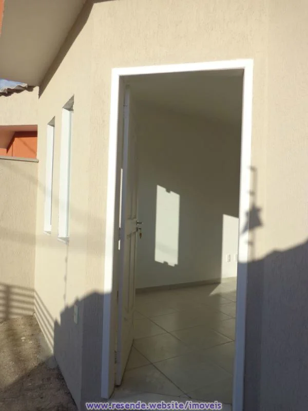 Foto 1 de 3 - Casa para venda em Morada da Montanha