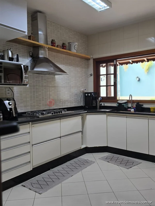 Foto 27 de 29 - Casa para venda em Jardim Tropical