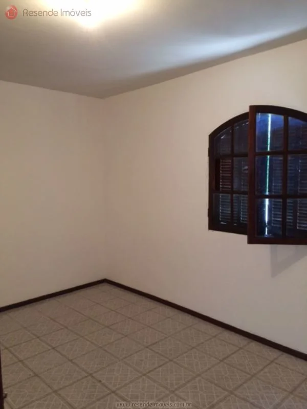 Foto 7 de 9 - Casa para aluguel em Vila Central