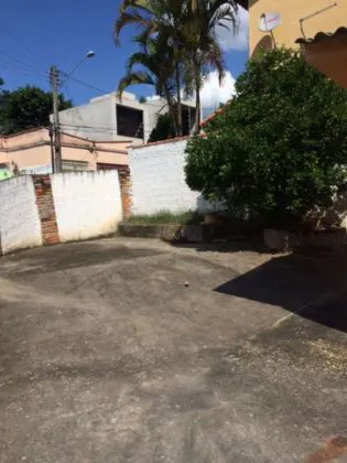 Casa para aluguel em Vila Central