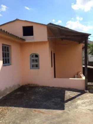 Casa para aluguel em Vila Central