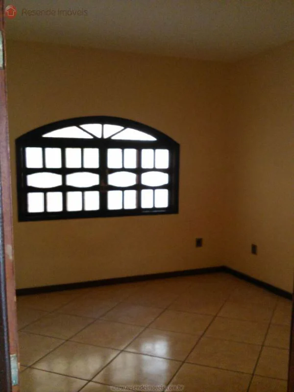 Foto 8 de 11 - Casa para aluguel em Morada da Colina