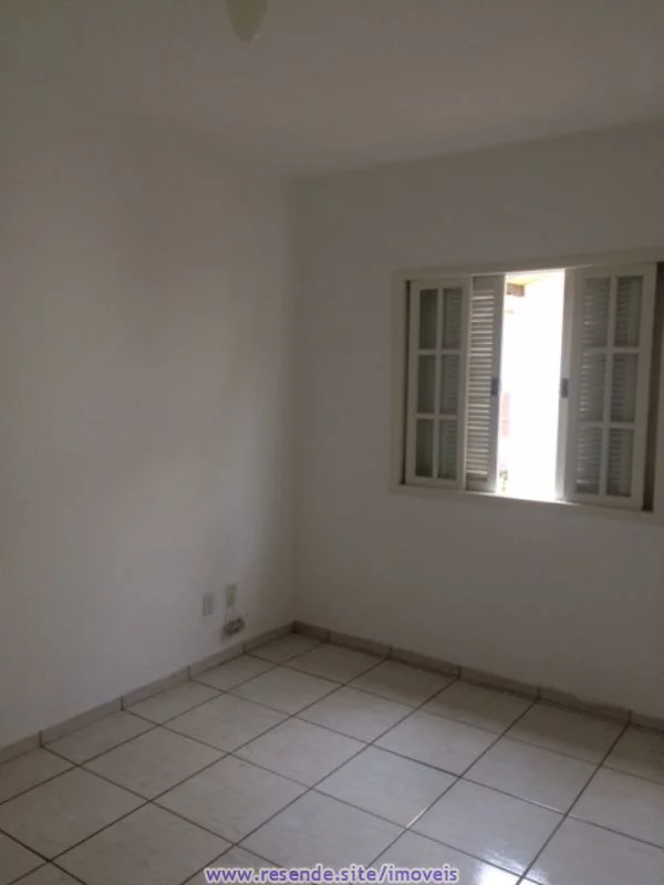 Foto 3 de 8 - Casa para aluguel em Montese