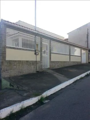 Casa para alugar em Paraíso