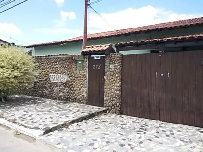 Casa para aluguel em Santa Isabel