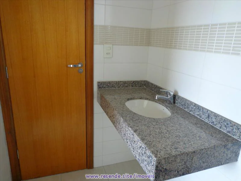 Foto 11 de 24 - Cobertura para venda em Morada do Castelo