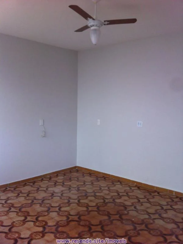 Foto 4 de 9 - Casa para aluguel em Alvorada