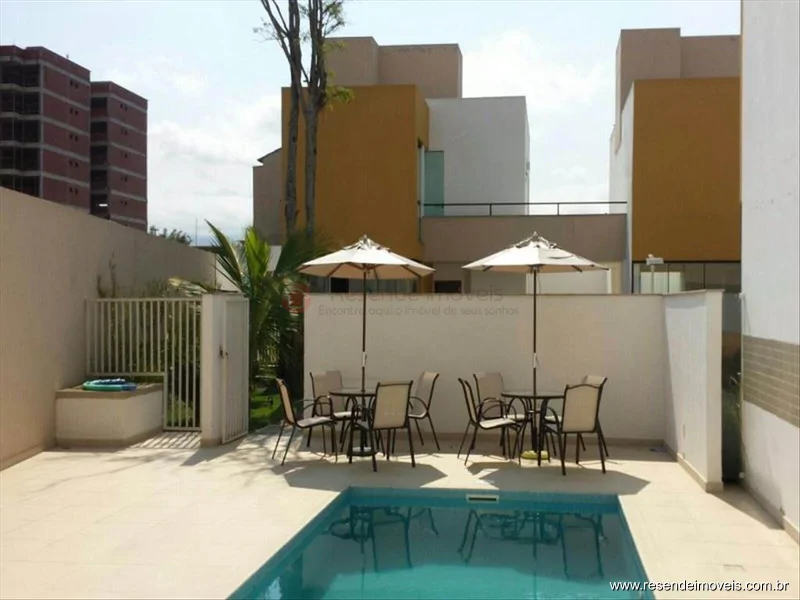 Foto 2 de 6 - Casa para venda em Parque Ipiranga