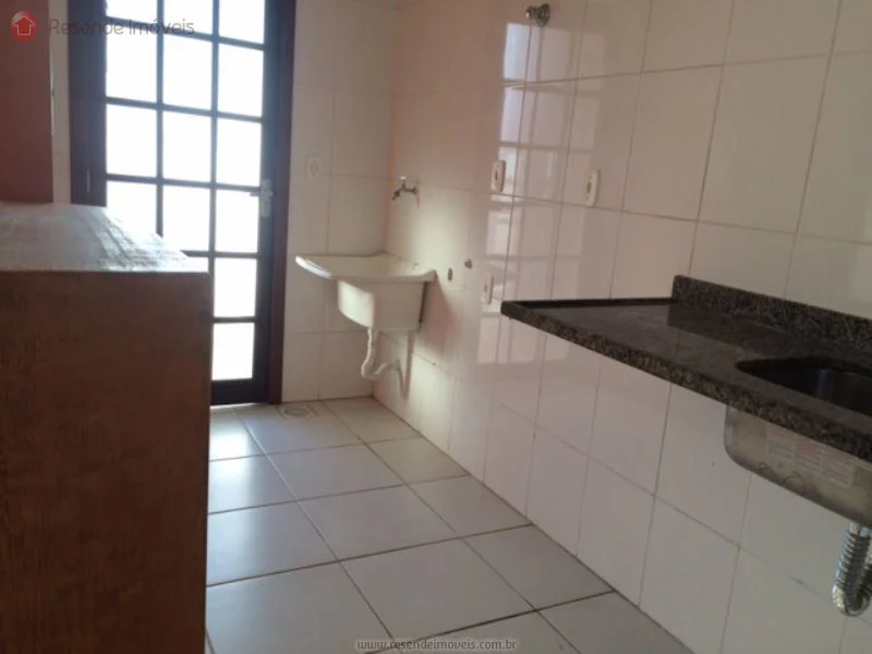 Foto 2 de 8 - Casa para aluguel em Morada da Montanha